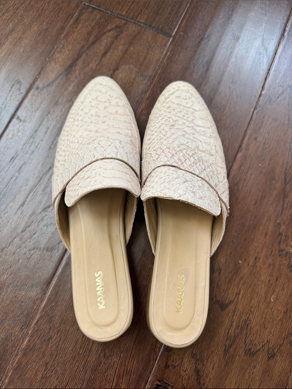 Kaanas Blush Textured Slip-On Mule Loafers